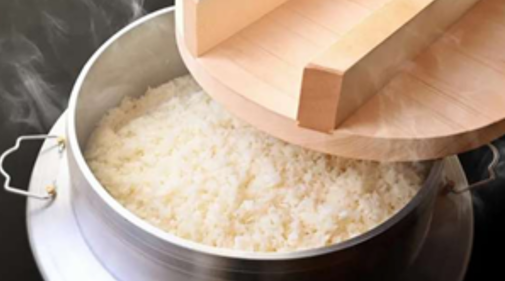 集客フックとして絶大な威力を発揮するおかわりサービスとHACCP認定の直営工場による徹底した品質管理